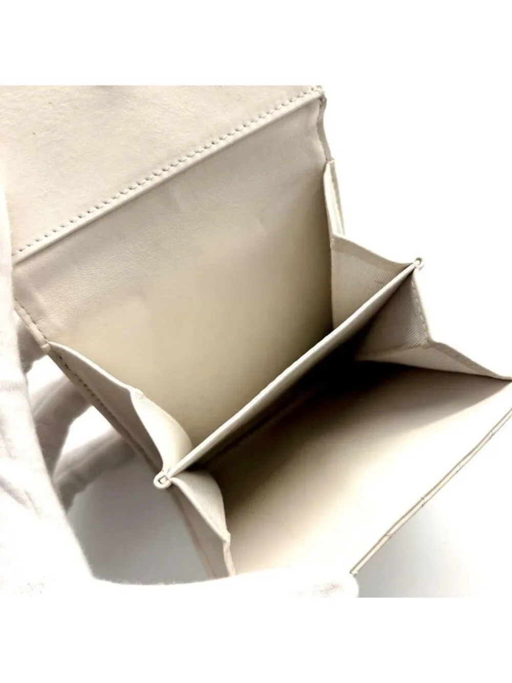★SOLD★ Chanel Wallet Shell Blanc Stitch Hook Trifold - Picture 7 of 13